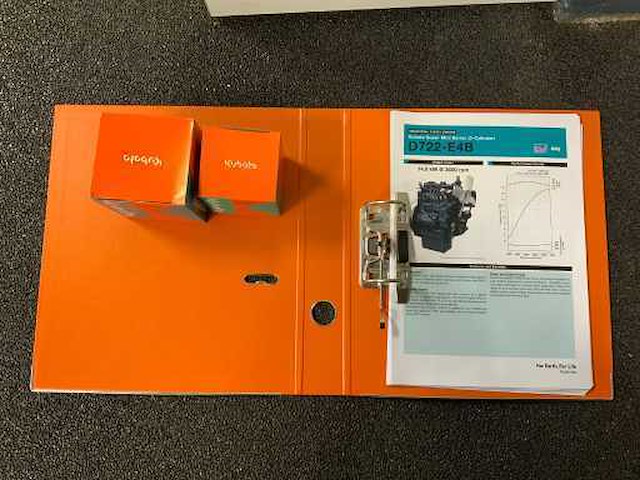2025 powered-by-kubota u105 mini rups graafmachine - afbeelding 16 van  24