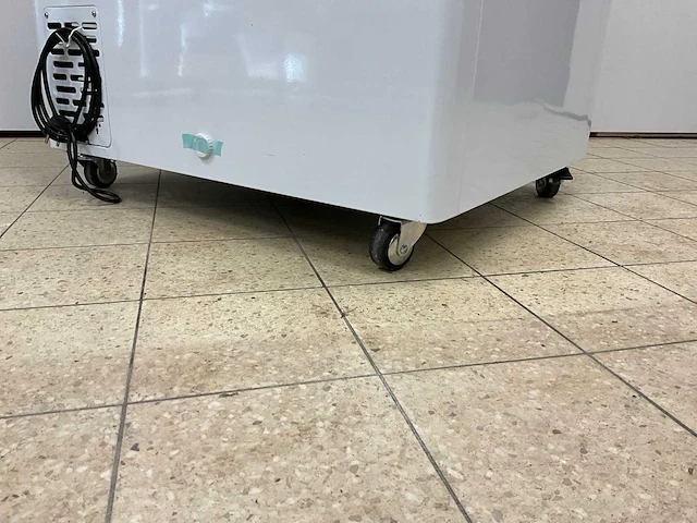 2025 proselect 1126184 mobiele ijsvitrine - afbeelding 10 van  11