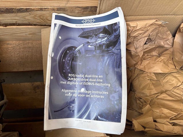 2025 ptg v2000 as banden luchtdrukwisselsysteem - afbeelding 12 van  21