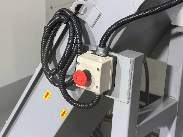 2025 quicktech t6-mill cnc draaibank met aangedreven gereedschap - afbeelding 35 van  42
