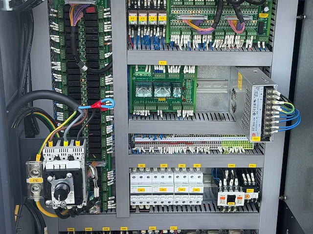 2025 quicktech t6-mill cnc draaibank met aangedreven gereedschap - afbeelding 18 van  34