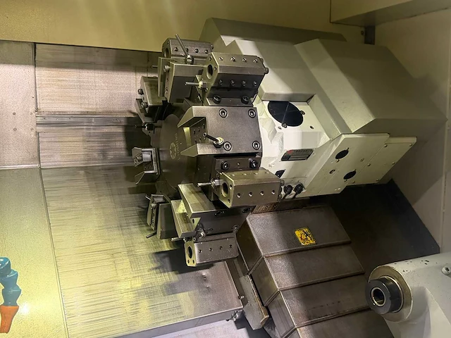 2025 quicktech t6-mill cnc draaibank met aangedreven gereedschap - afbeelding 32 van  34