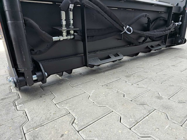 2025 rhino-cross 78 inch heavy duty fork grapple industriele grijper met tanden ten behoeve van schranklader - afbeelding 9 van  10