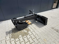 2025 rhino-cross backhoe arm graaf arm ten behoeve van schranklader - afbeelding 1 van  3