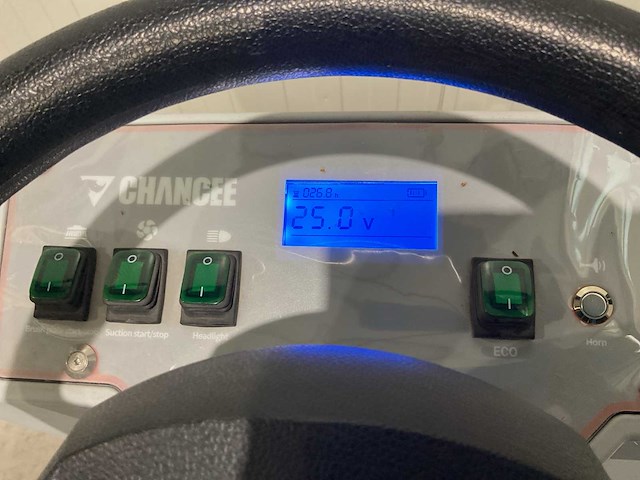 2025 rhino-cross chancee schoonmaakwagen - afbeelding 3 van  16