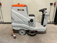 2025 rhino-cross chancee schoonmaakwagen - afbeelding 14 van  16