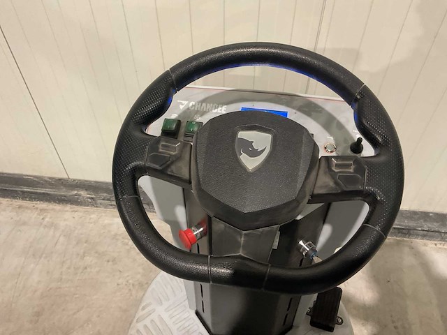 2025 rhino-cross chancee schoonmaakwagen - afbeelding 2 van  16