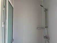 2025 rhino-cross-containers 1 deur en 3 ramen zwart 40ft hq/12 m - containerwoning / container office unit - afbeelding 26 van  35