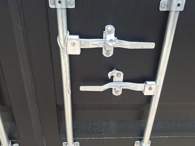 2025 rhino-cross-containers 40 ft high cube zwart zeecontainer met 4 zijdeuren - afbeelding 22 van  24