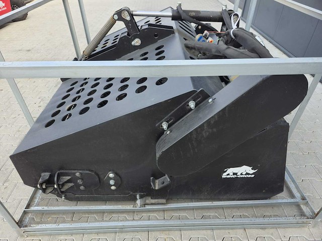 2025 rhino-cross landscape rake ten behoeve van shovel/schranklader - afbeelding 10 van  18
