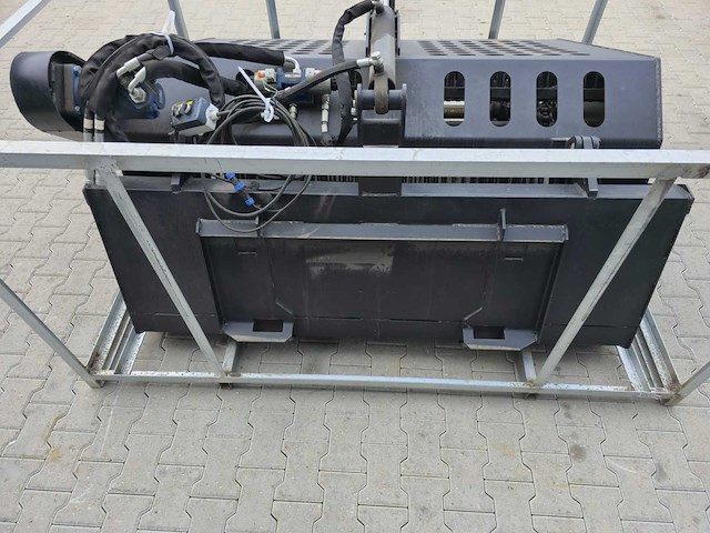 2025 rhino-cross landscape rake ten behoeve van shovel/schranklader - afbeelding 13 van  16