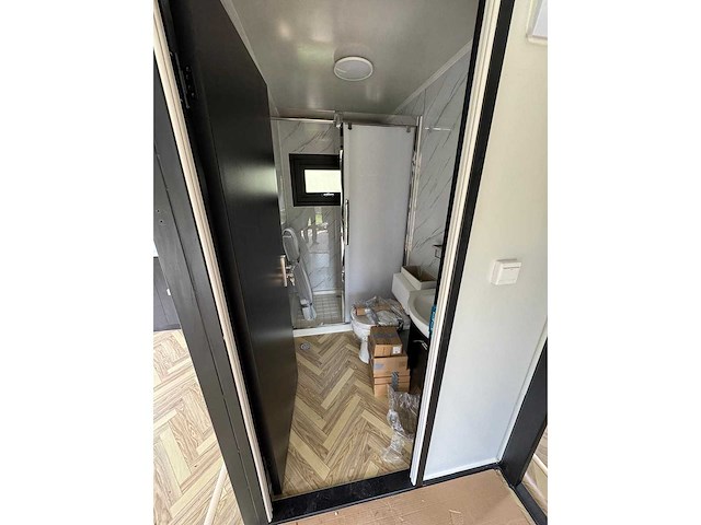 2025 rhino houses 36,5 m2 2 slaapkamers, badkamer en keuken mobiele woonunit / tiny house - afbeelding 4 van  9