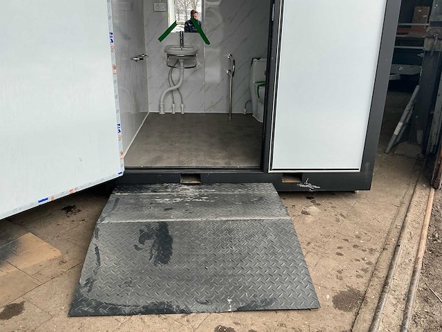 2025 sanitair unit toilet en wasbak minder validen sanitairunit - afbeelding 17 van  26