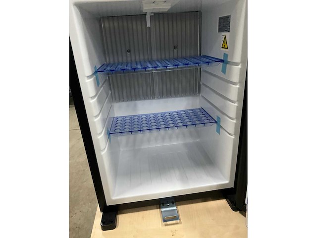2025 saro mb 40u minibar - afbeelding 4 van  7