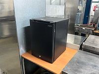 2025 saro mb 40u minibar