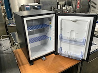 2025 saro mb 40u minibar - afbeelding 3 van  7