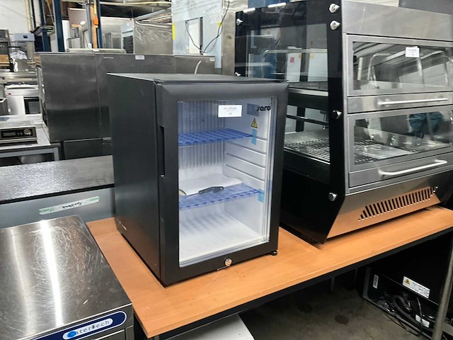 2025 saro mb 40ug minibar - afbeelding 1 van  2