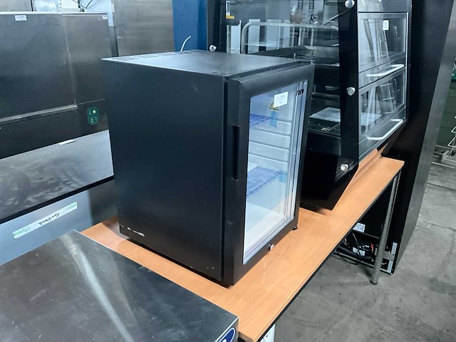 2025 saro mb 40ug minibar - afbeelding 4 van  4