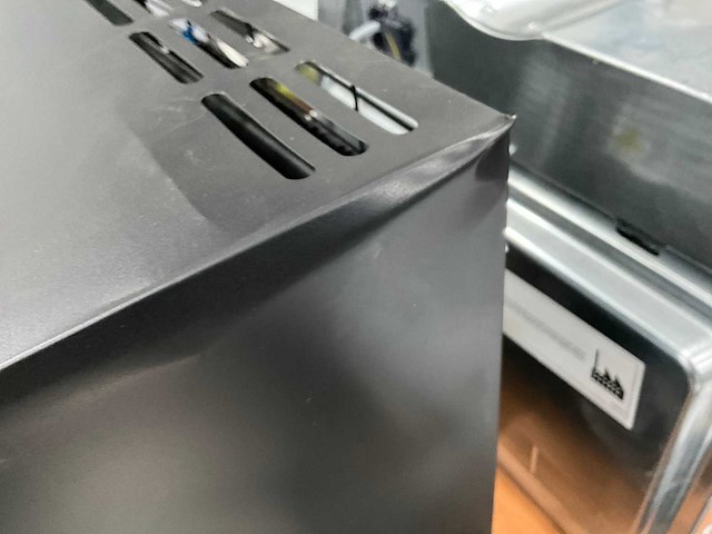 2025 saro mb 50u minibar - afbeelding 7 van  7