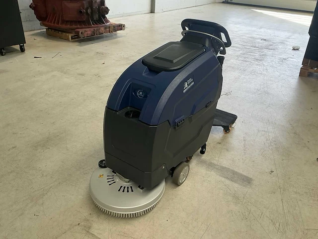 2025 sauber sb402 bh schrobmachine - afbeelding 1 van  18