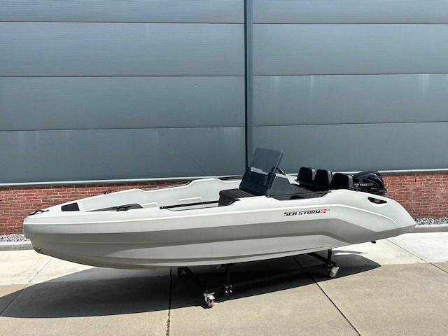 2025 seastorm 17 speedboot - afbeelding 11 van  16