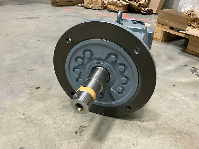 2025 sew-eurodrive rf87 drn90l4 1,5kw reductiemotor (2x) - afbeelding 3 van  6