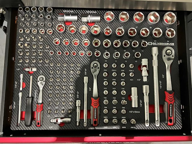 2025 sg werkzeuge rood gereedschapswagen - afbeelding 19 van  21