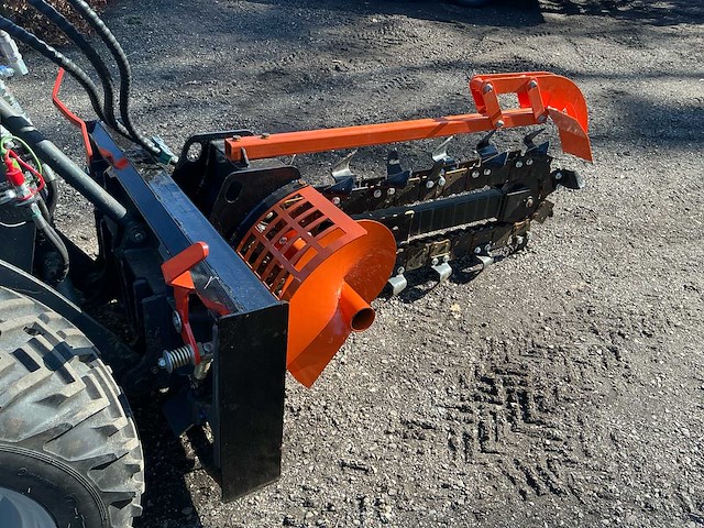 2025 skid sfeer trencher d39 ketting sleuvenfrees - afbeelding 8 van  11