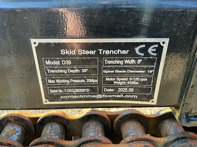 2025 skid sfeer trencher d39 ketting sleuvenfrees - afbeelding 2 van  8