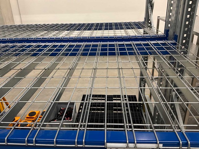 2025 ssi schäfer pallet racking - afbeelding 8 van  8