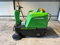 2025 stahlfes sf88-40ros zelfrijdende veegmachine - afbeelding 2 van  7