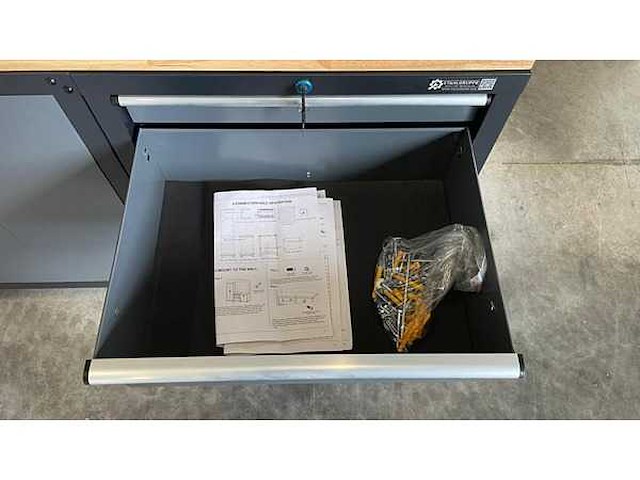 2025 stahlgruppe sg-2000 werkbank - afbeelding 1 van  5