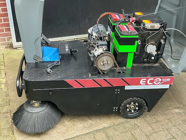 2025 stahlwelle e-800sw zelfrijdende veegmachine - afbeelding 21 van  22