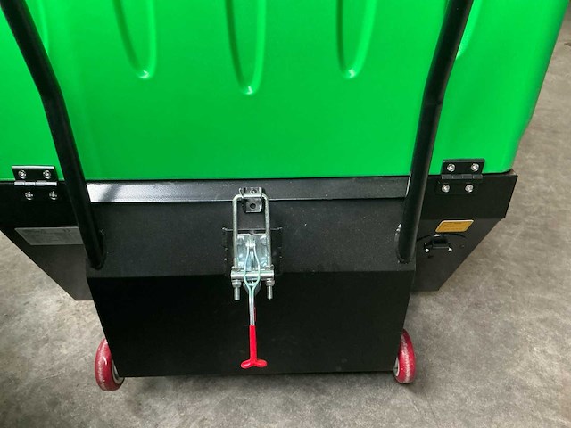 2025 stahlwerk sw1250 zelfrijdende veegmachine - afbeelding 2 van  16