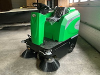 2025 stahlwerk sw1250 zelfrijdende veegmachine - afbeelding 1 van  16