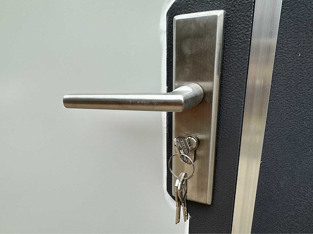 2025 stahlworks deluxe sanitairunit / douche unit - afbeelding 20 van  33