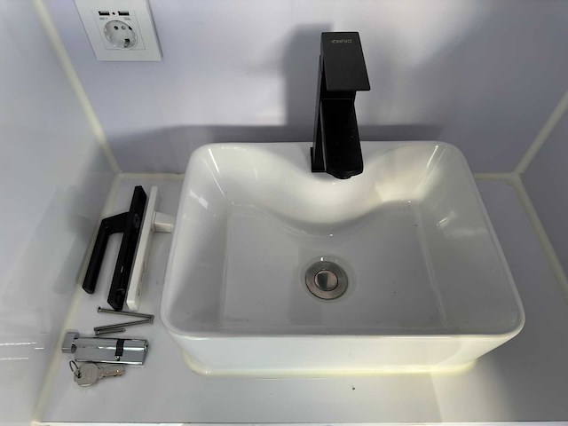 2025 stahlworks eco 6000 b tiny house / atelier / kantoor - afbeelding 18 van  38