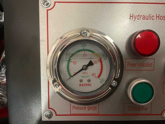 2025 stahlworks hydraulische slangen pers - afbeelding 1 van  2