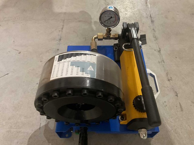 2025 stahlworks hydraulische slangen pers - afbeelding 8 van  12