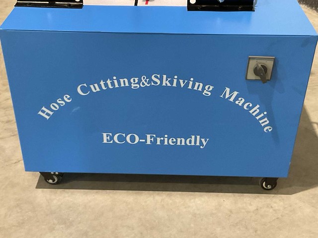 2025 stahlworks hydraulische slangen zaag-/strip machine - afbeelding 4 van  16