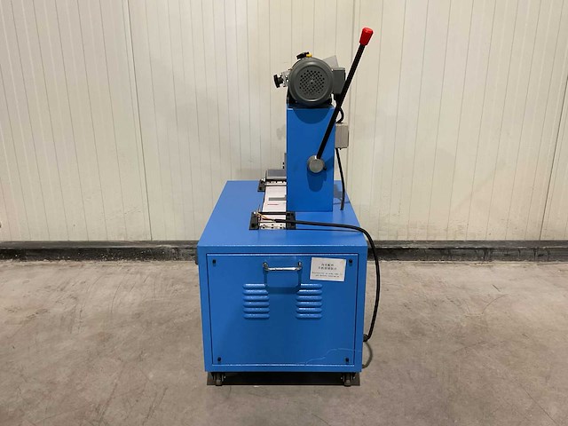 2025 stahlworks hydraulische slangen zaag-/strip machine - afbeelding 6 van  16