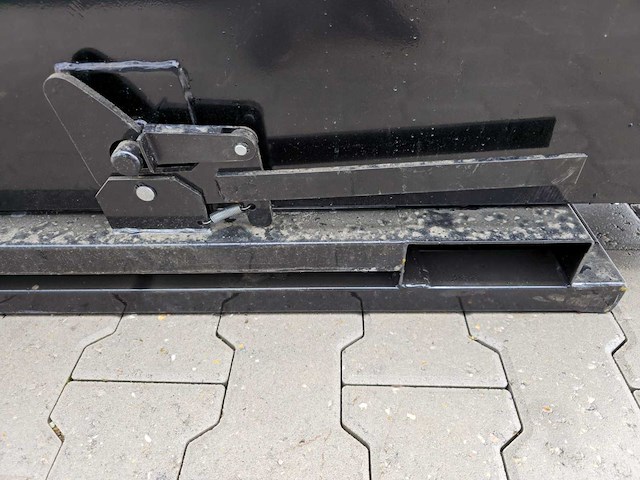 2025 stahlworks kantelbak 1585x1060x1045 (lxbxh) voorzetapparatuur - afbeelding 10 van  11