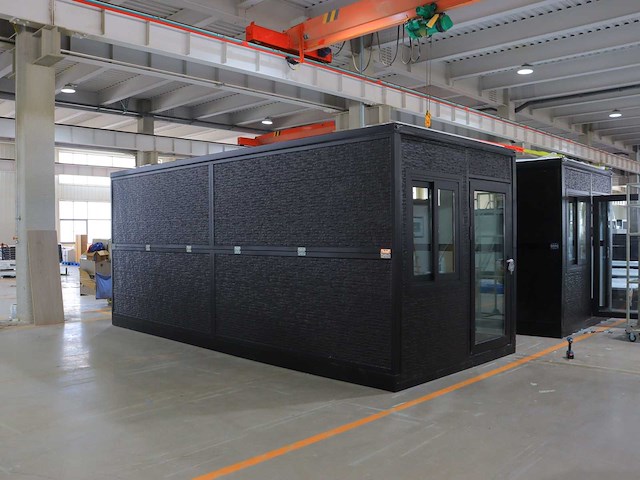 2025 stahlworks mobiele office - afbeelding 4 van  5