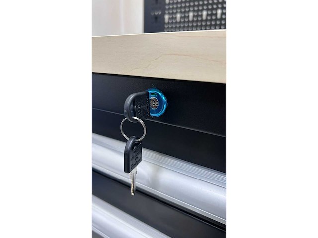 2025 stahlworks os-02 150x55x203 cm werkbank - afbeelding 7 van  7