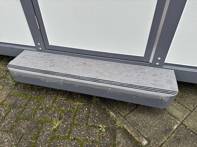 2025 stahlworks type d wit inclusief badkamer en keuken mobiele woonunit / tiny house - afbeelding 16 van  17