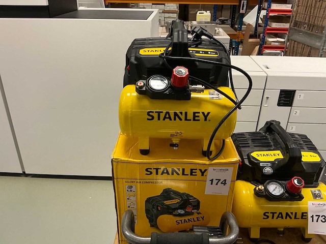 2025 stanley dst100/8/6 luchtcompressor - afbeelding 1 van  5
