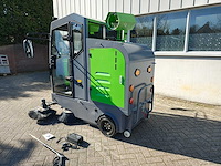 2025 starvox d19 - zelfrijdende veegmachine - afbeelding 15 van  21
