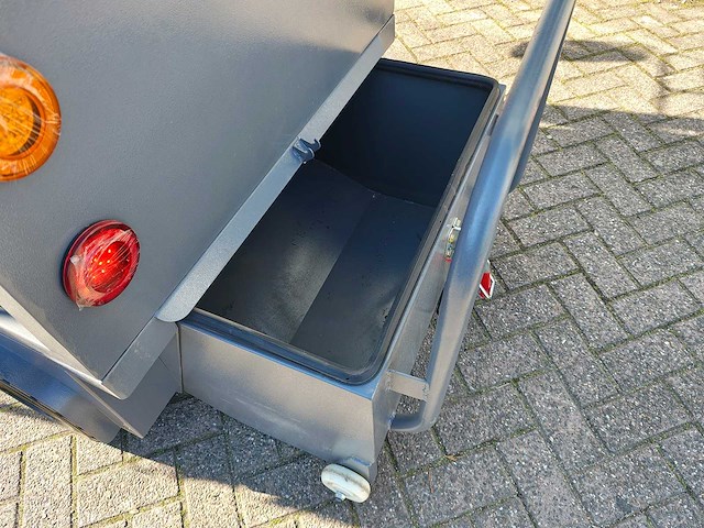 2025 starvox d19 - zelfrijdende veegmachine - afbeelding 10 van  21