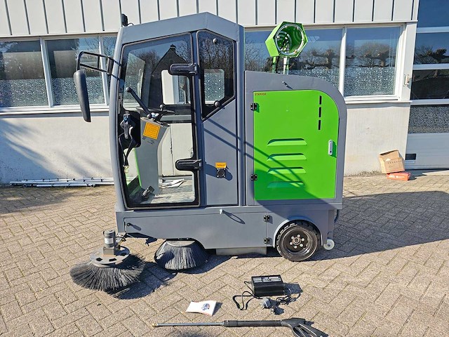 2025 starvox d19 - zelfrijdende veegmachine - afbeelding 12 van  21