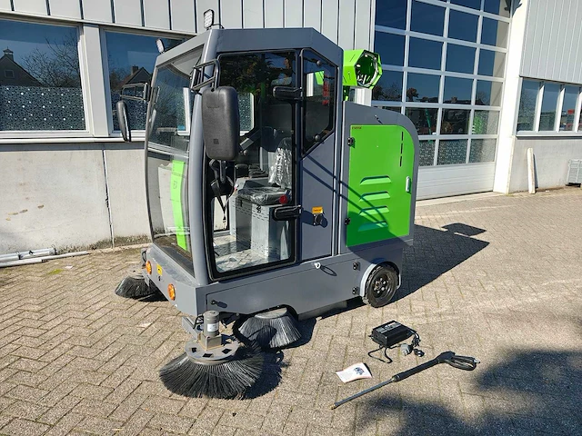 2025 starvox d19 - zelfrijdende veegmachine - afbeelding 1 van  21